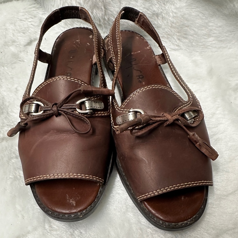 UNISA Flat Sling Leather Sandals